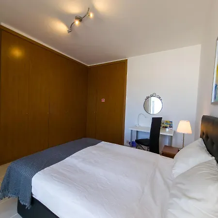 Ocean Apartment *
